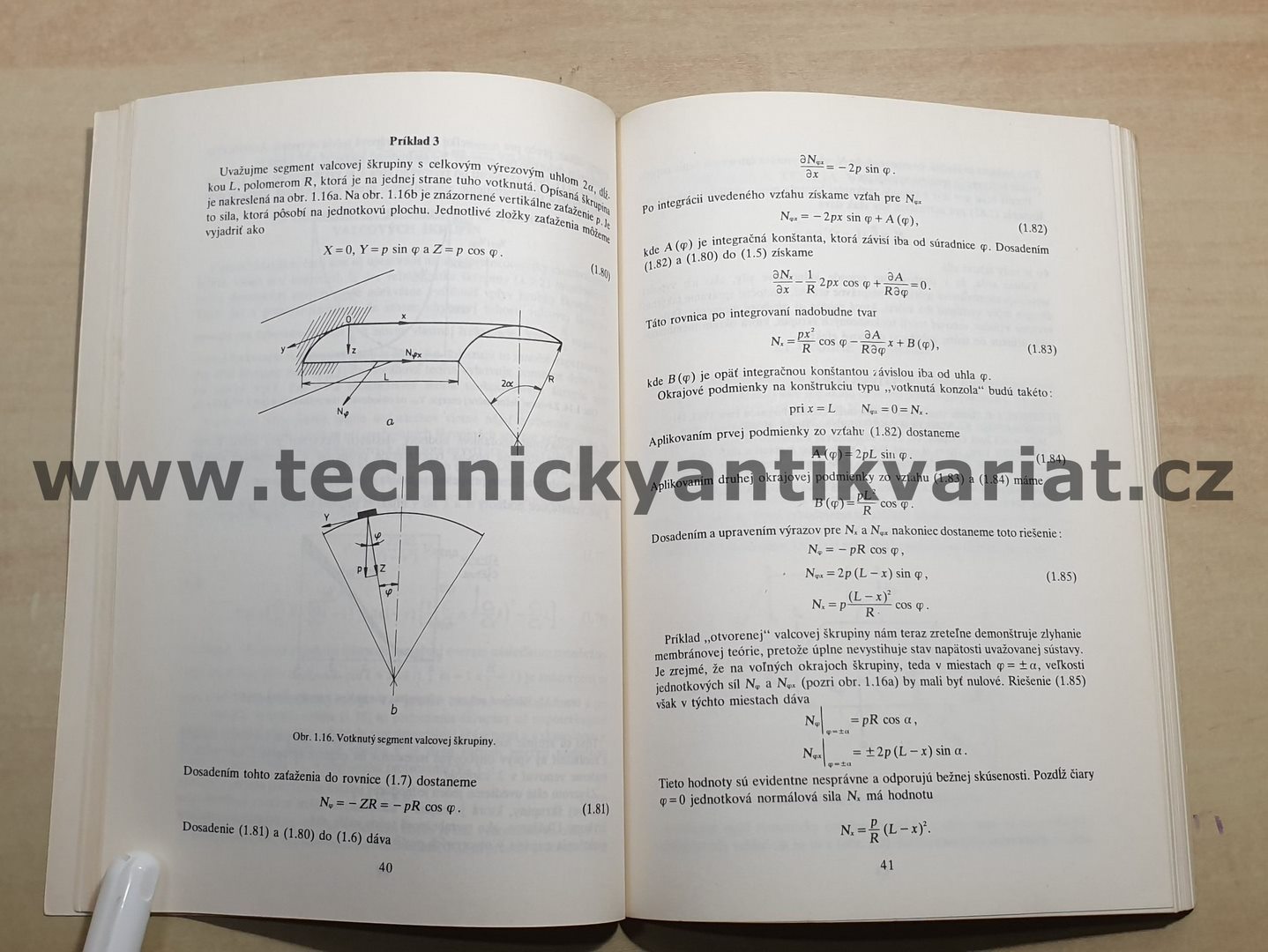 Mechanika kmitání válcových škrupín - Štefan Markuš (1982)