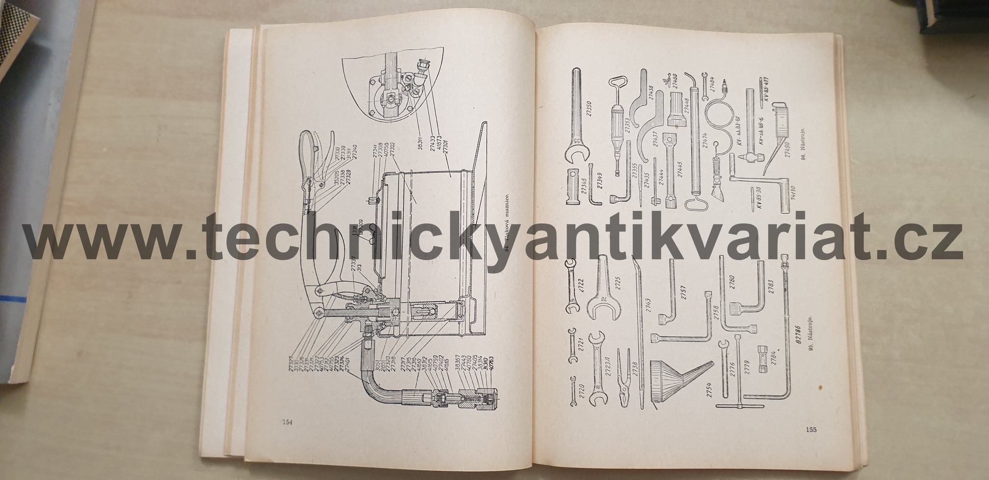 Traktor Stalinec 80 - Katalog součástí traktoru (1958)