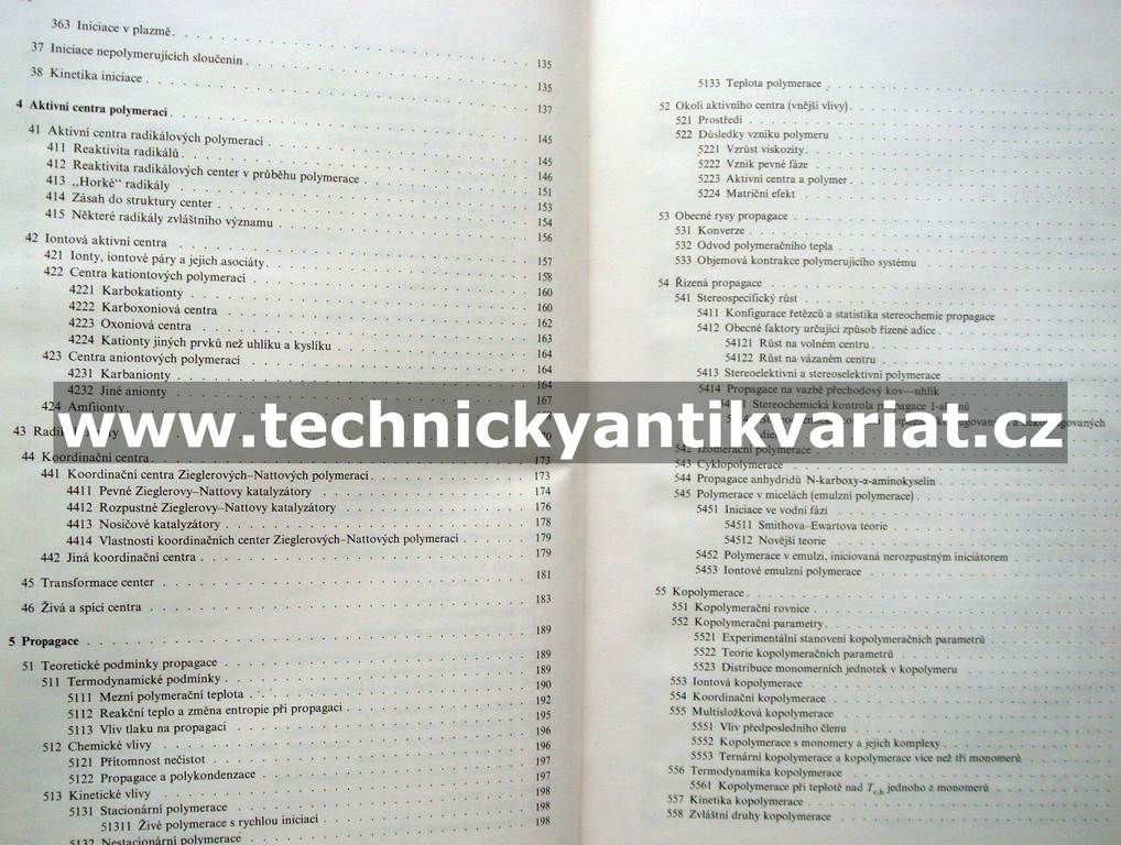 Mechanismus a kinetika polymerací