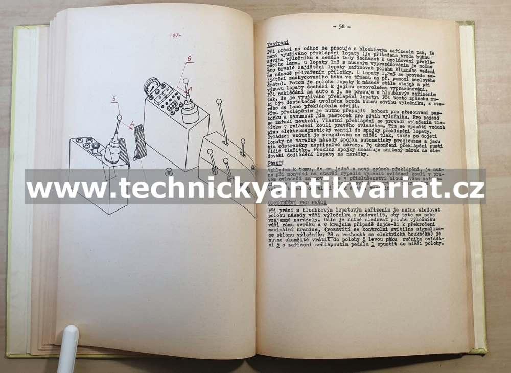 Universálního rypadla D141 - návod k obsluze