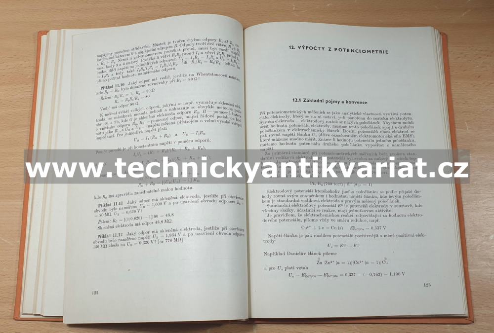 Příklady z chemické a instrumentální analýzy (1972)