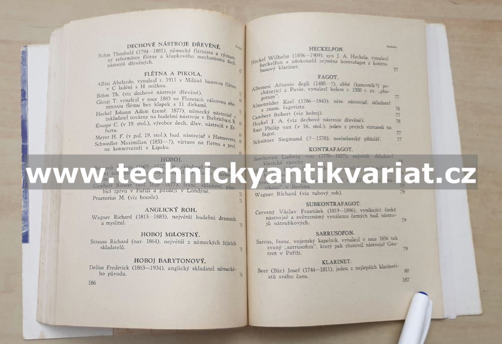 Hudební nástroje - Antonín Modr (1943)