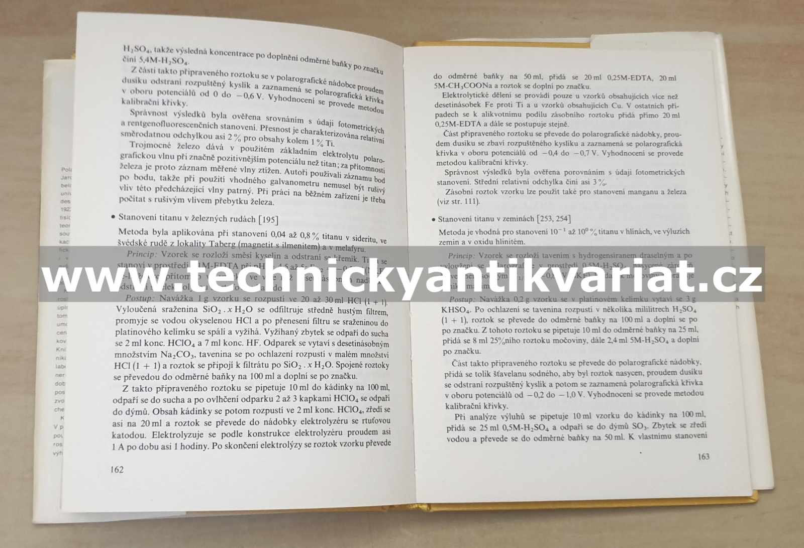Polarografická analýza nerostných surovin - Jan Doležal, Josem Musil (1977)