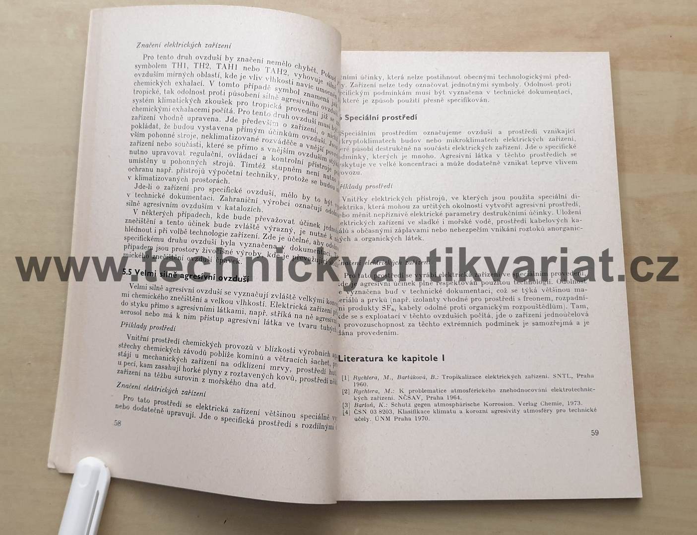 Elektrická zařízení v chemických a jiných agresivních prostředí - Bartáková, Vařák (1975)