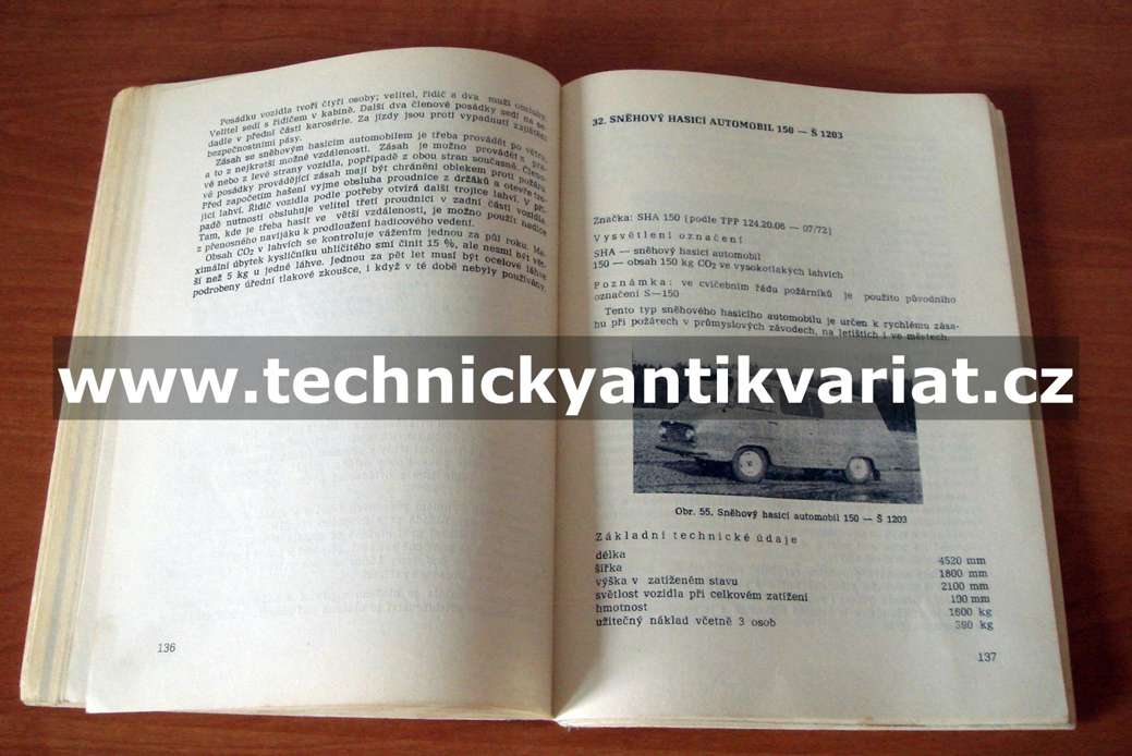 Požární automobily a požární přívěsy používané v ČSSR