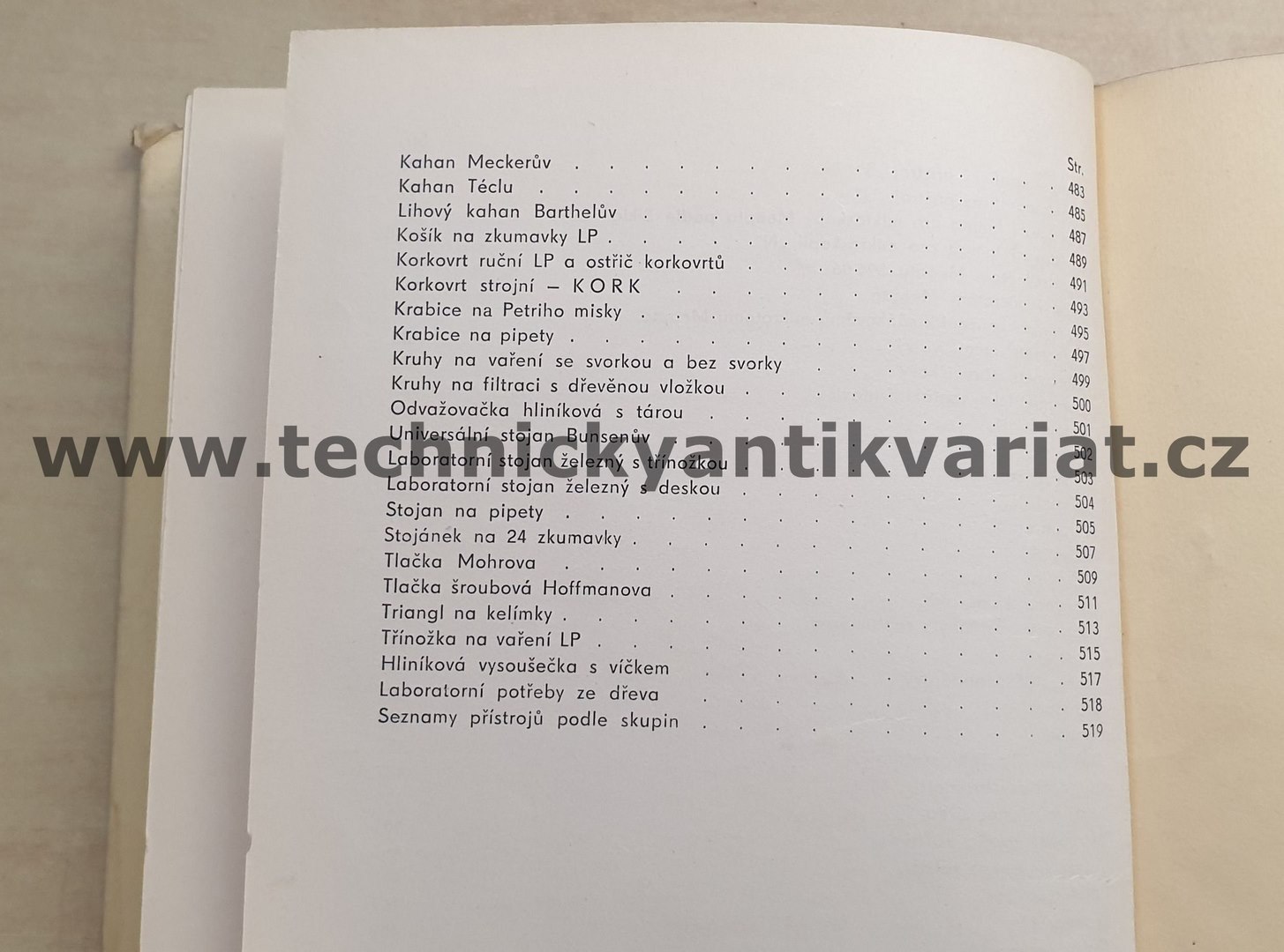 Katalog laboratorních přístrojů 1960
