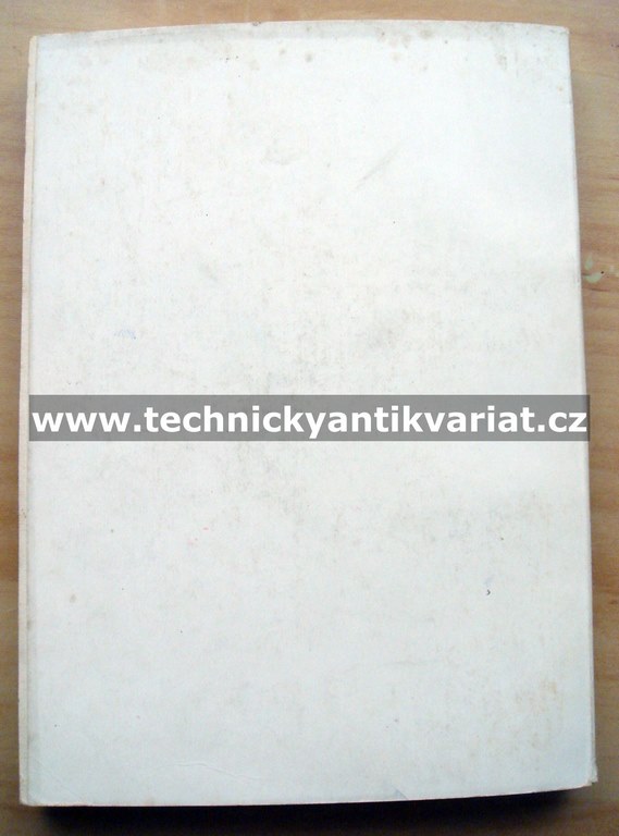 Traktor U650M, U651M