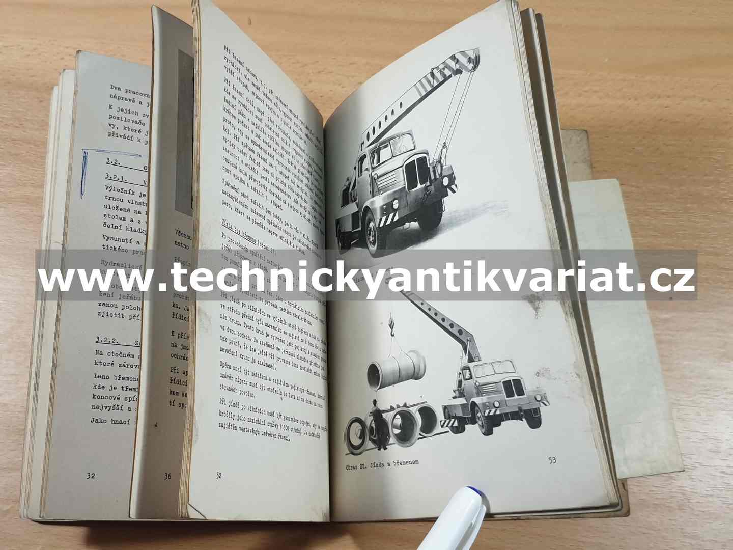 Automobilový otočný jeřáb ADK 63