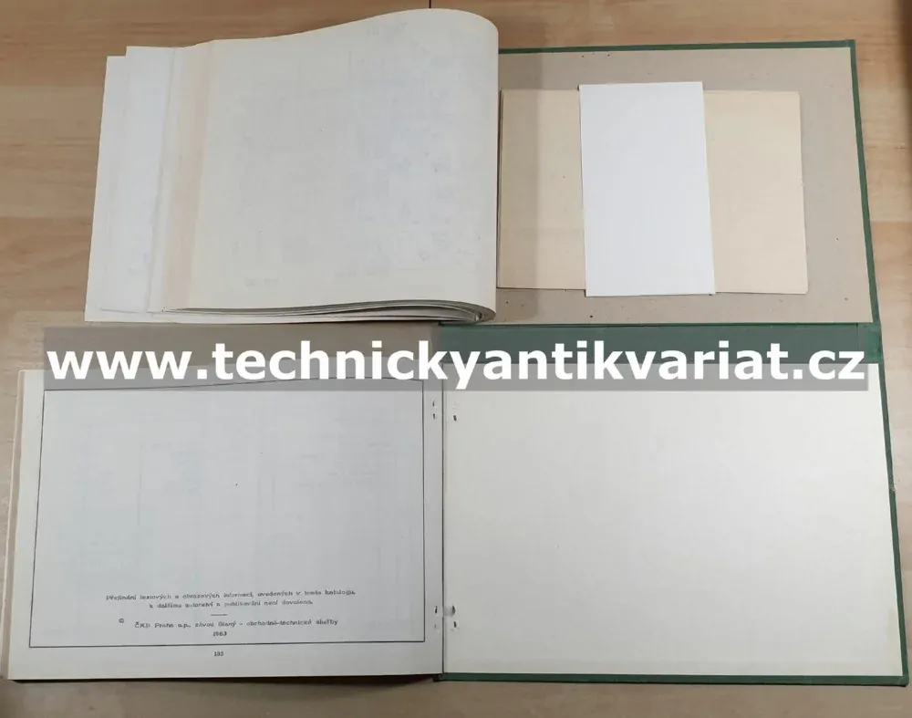 Automobilový jeřáb AD 28 - katalog náhradních dílů (1983)