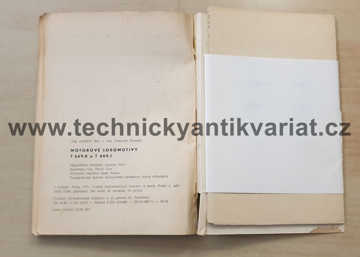 T669.0, T669.1 motorové lokomotivy - Bek, Chmelík (1971)