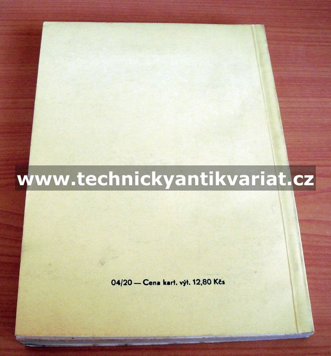 Traktor DT 54 A