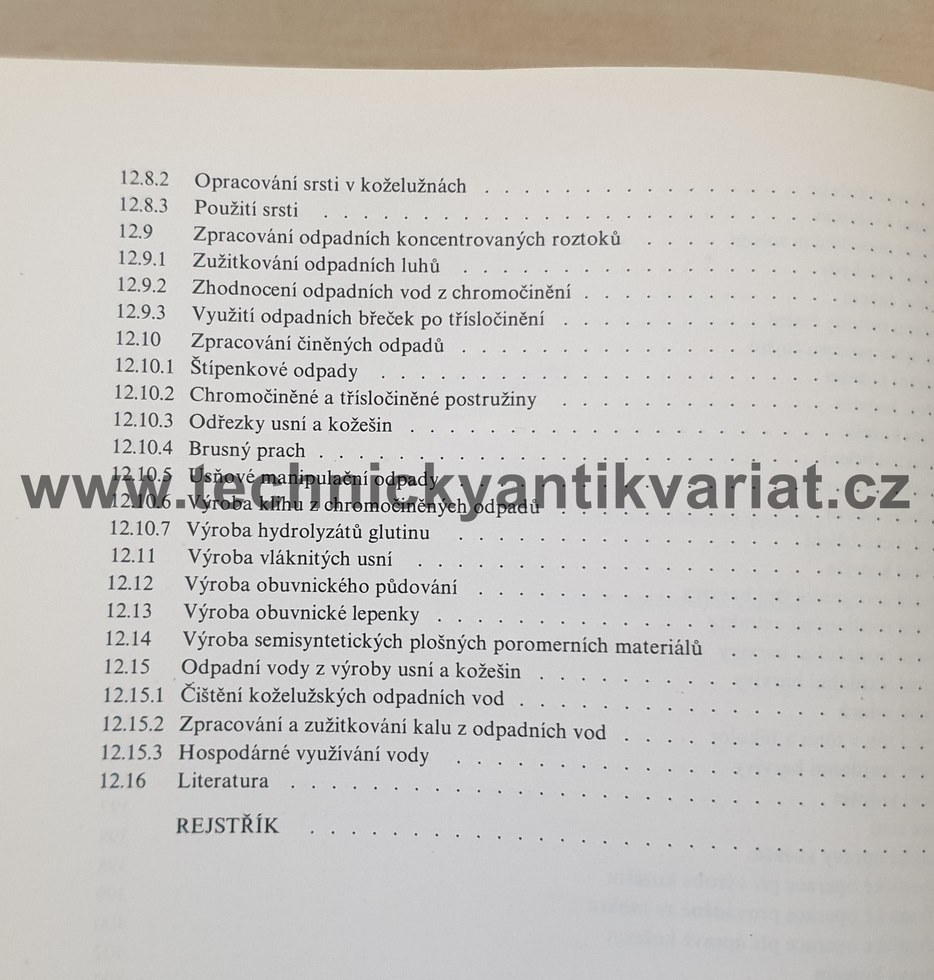 Technologie kůže a kožešin - Anton Blažej (1984)