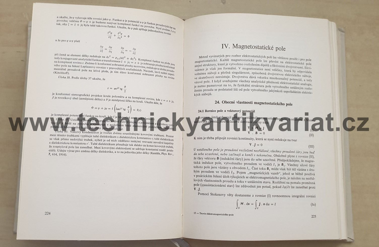 Teorie elektromagnetického pole - J.A. Stratton (1961)